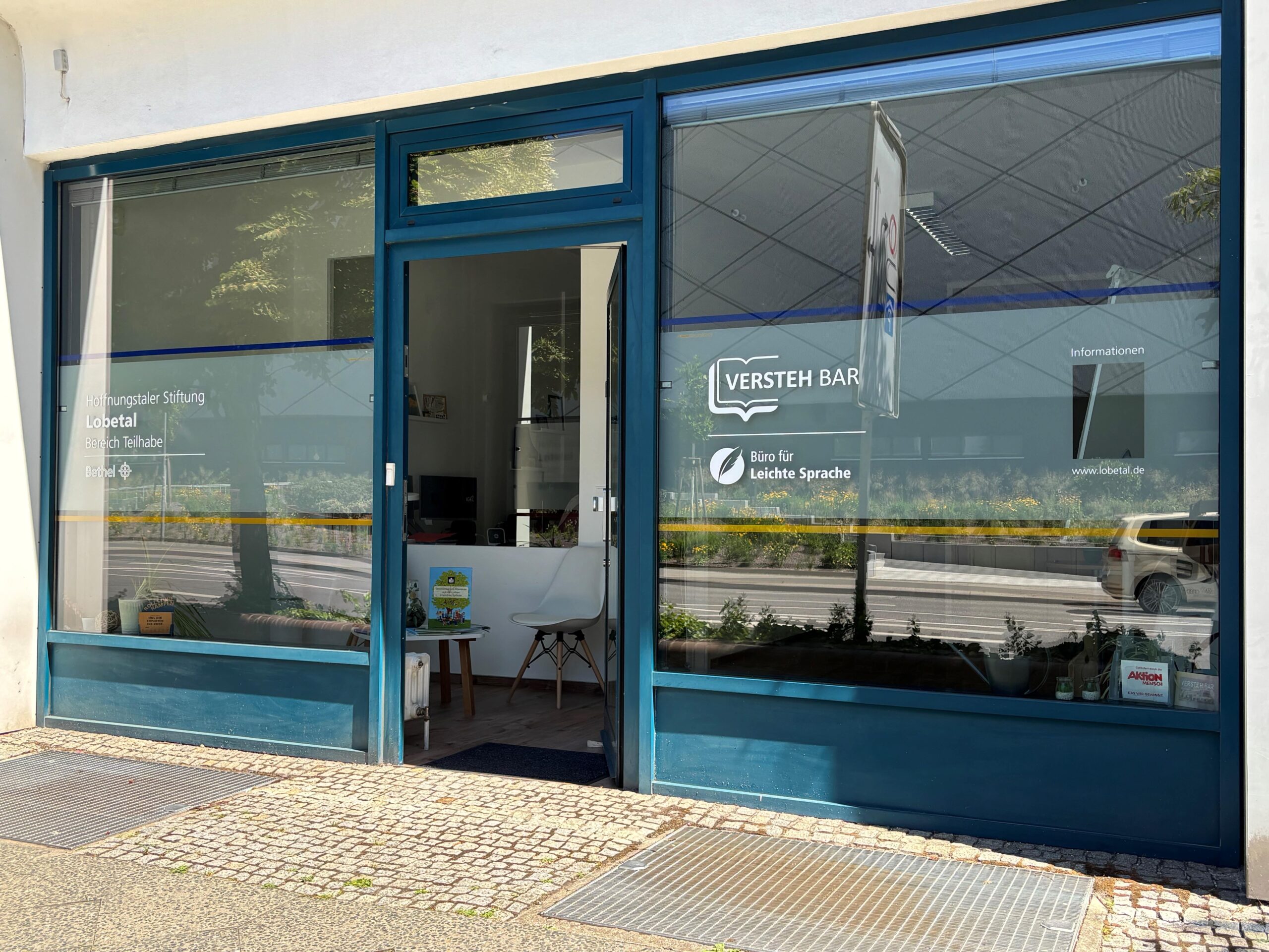 Büro-min